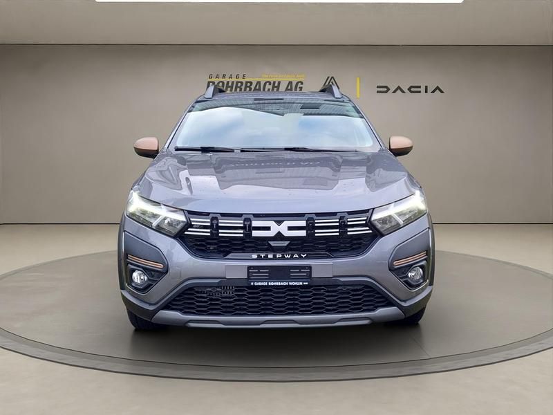 Neu Dacia Sandero Extreme 110 PS (80 kW) 2025 Grau Limousine