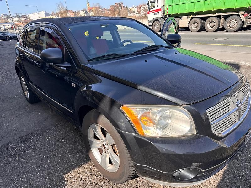 Gebraucht Dodge Caliber SXT 156 PS (114 kW) 2011 Kleinwagen