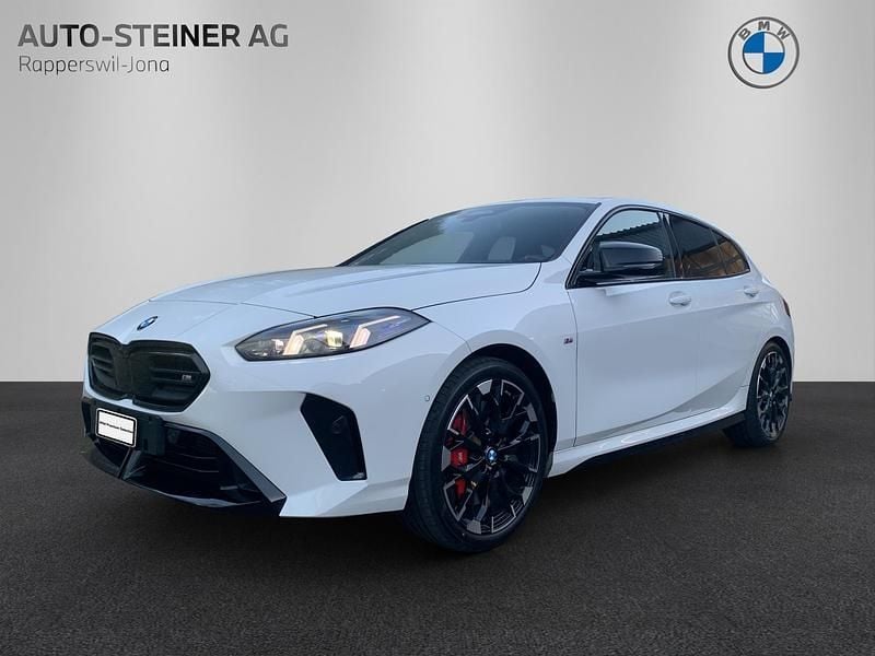 Weiss Gebraucht 2025 BMW M135 M Sport Kleinwagen | CHF 48’800 - Bild 1/4