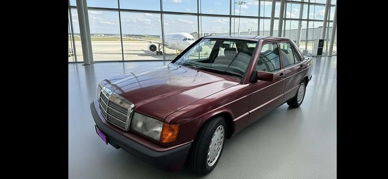 Gebraucht Mercedes 190 Avantgarde 109 PS (80 kW) 1992 Limousine