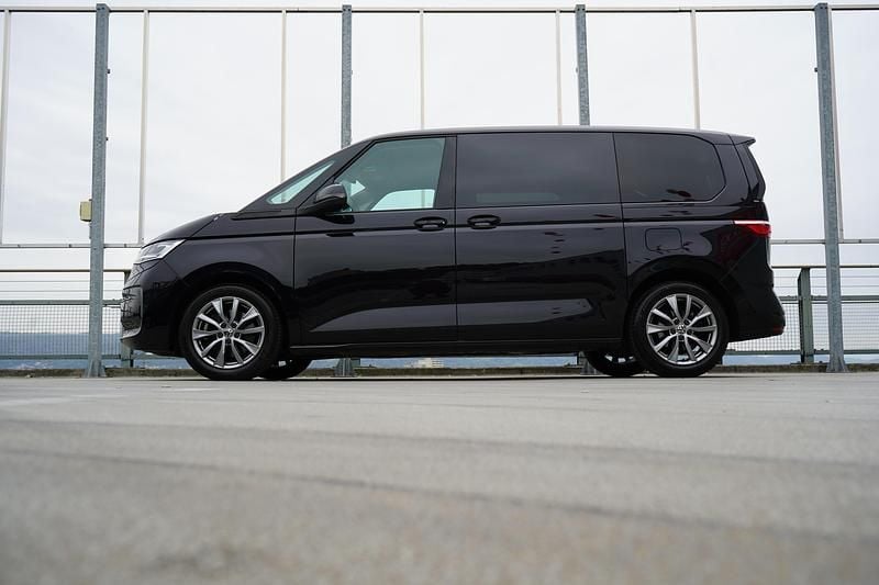 Gebraucht VW Multivan Life 204 PS (150 kW) 2023 Van