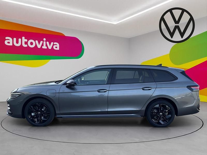 Neu VW Passat R-line 272 PS (200 kW) 2025 Kombi