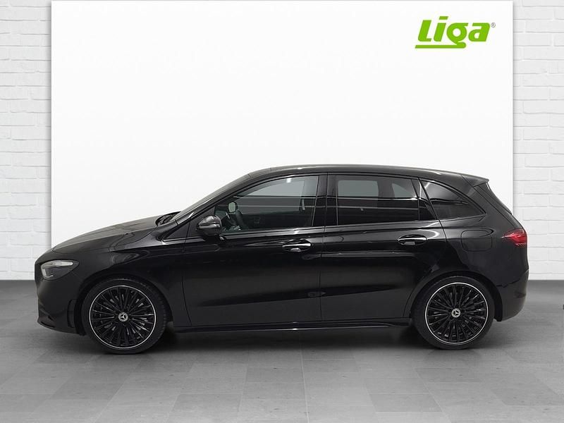 Gebraucht Mercedes B250e AMG line 238 PS (175 kW) 2024 Van / Kleinbus