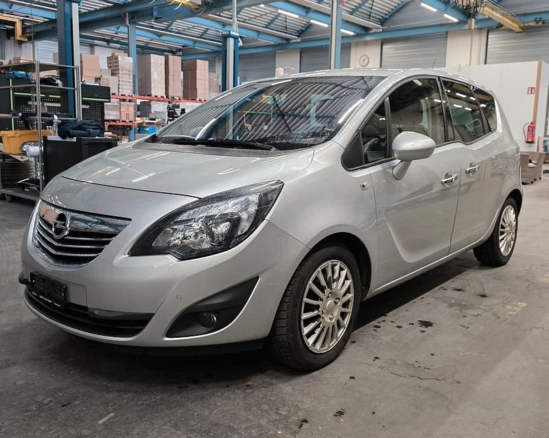 Gebraucht Opel Meriva Cosmo 110 PS (80 kW) 2012 Van / Kleinbus