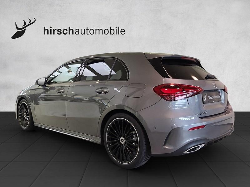 Gebraucht Mercedes A200 Night 163 PS (119 kW) 2025 Limousine