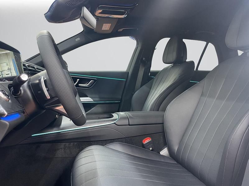 Neu Mercedes E220 AMG line 220 PS (161 kW) 2025 Silber Kombi