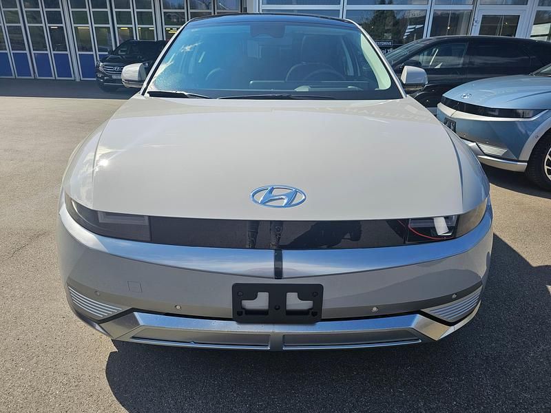 Neu Hyundai Ioniq 239 kW (325 PS) 2025 Grau Kleinwagen