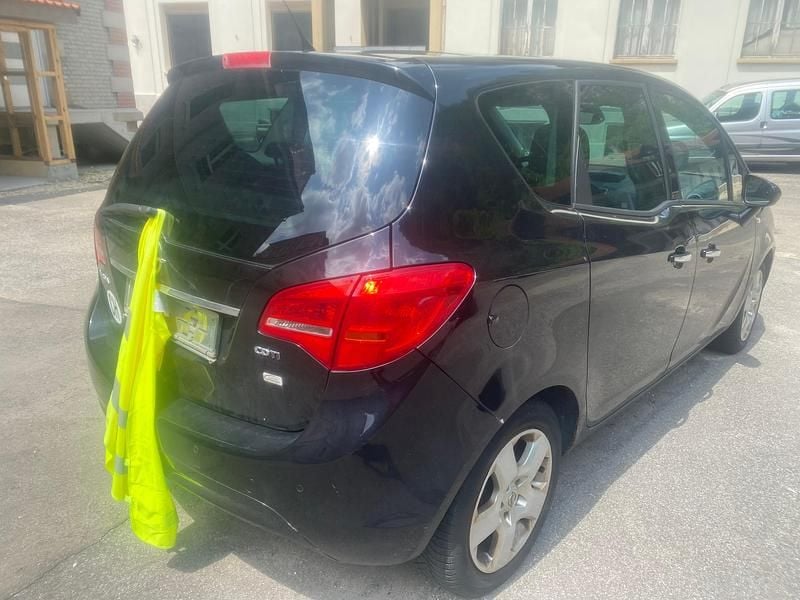 Gebraucht Opel Meriva Enjoy 110 PS (80 kW) 2011 Van / Kleinbus