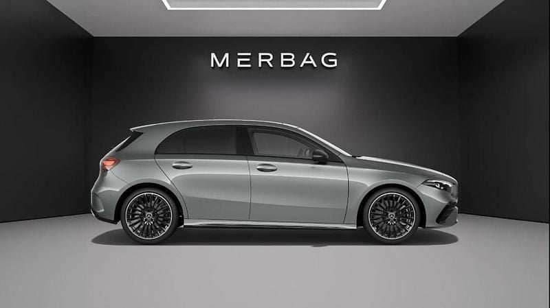 Neu Mercedes A250 224 PS (164 kW) 2026 Grau Limousine