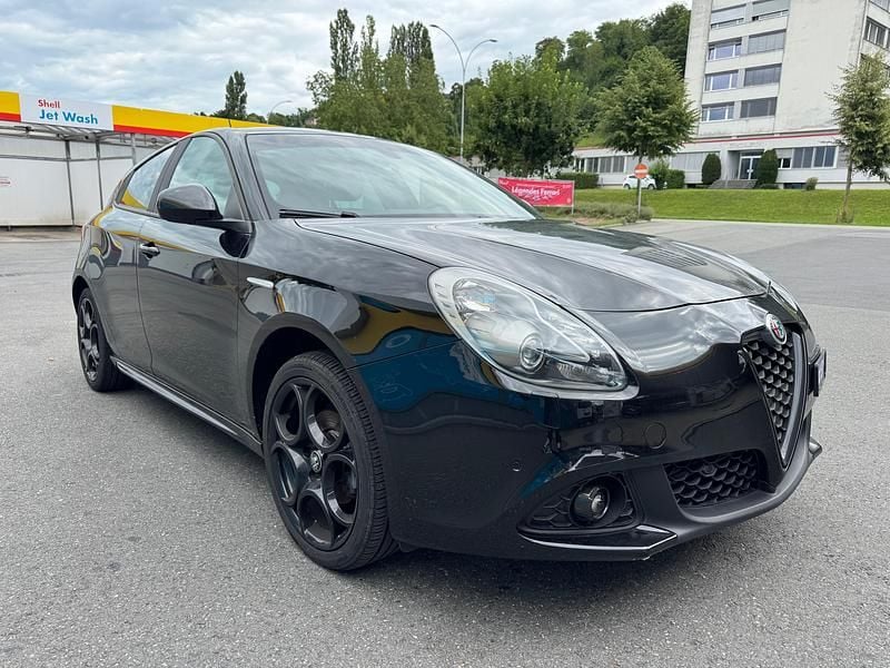 Gebraucht Alfa Romeo Giulietta 120 PS (88 kW) 2019 Kleinwagen