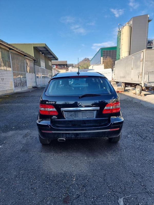 Gebraucht Mercedes B200 136 PS (100 kW) 2005 Van / Kleinbus