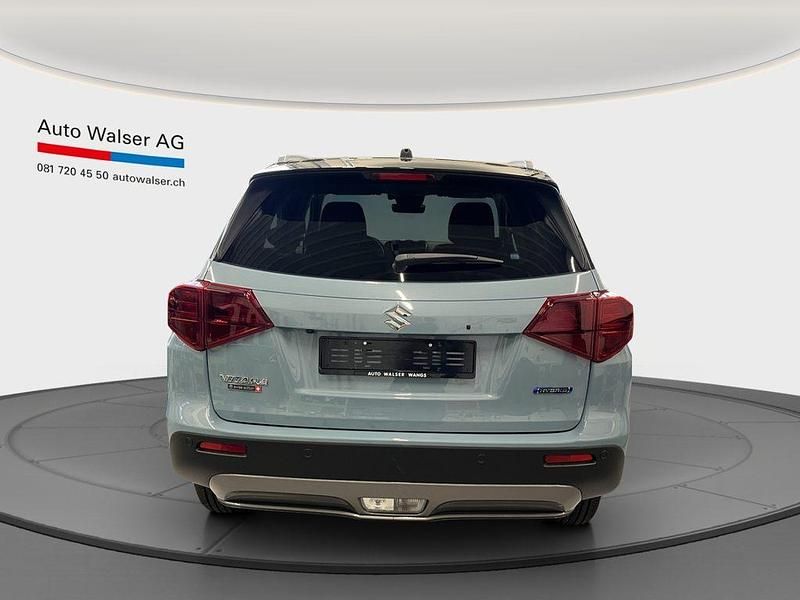 Gebraucht Suzuki Vitara 102 PS (75 kW) 2024 SUV