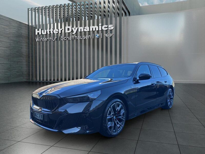 Schwarz Neu 2025 BMW 520 Comfort Edition Kombi | CHF 99’900 - Bild 1/4