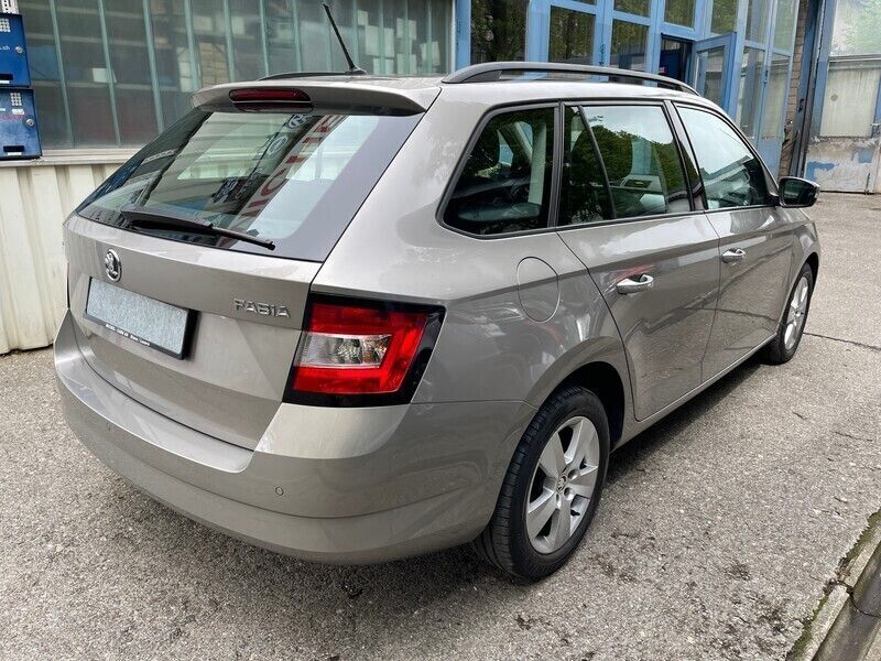 Gebraucht Skoda Fabia Ambition 110 PS (80 kW) 2016 Kleinwagen