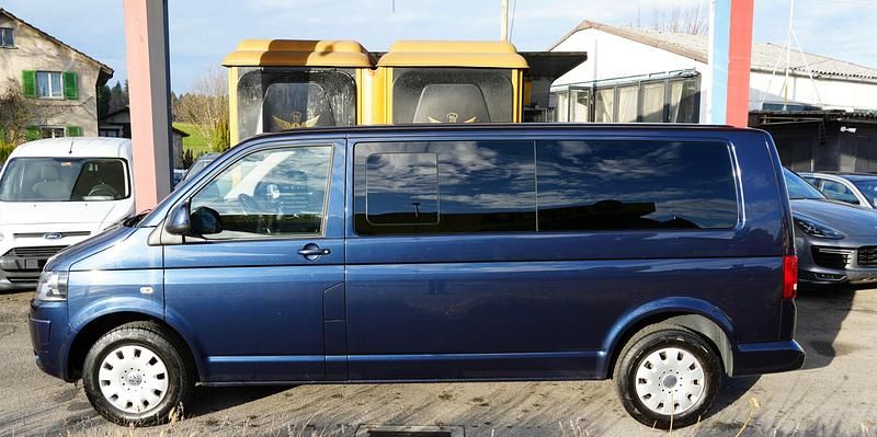 Gebraucht VW Caravelle Comfortline 140 PS (102 kW) 2014 Van / Kleinbus