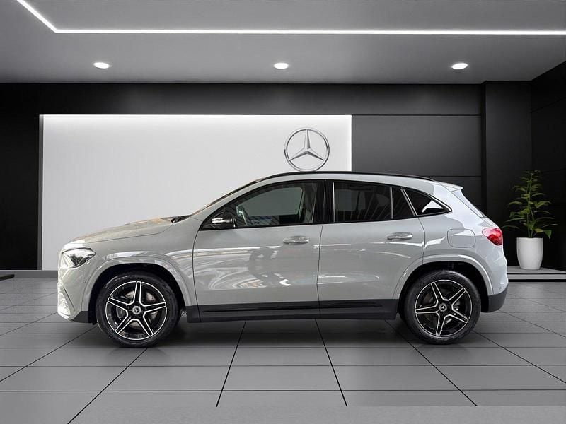 Neu Mercedes GLA220 190 PS (139 kW) 2026 Grau SUV