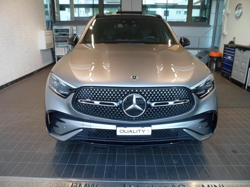 Gebraucht 2024 Mercedes GLC300e | CHF 65’800 (Superpreis) - Bild 1/4