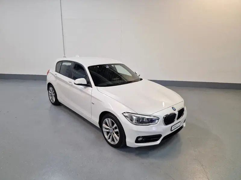 Gebraucht BMW 118 Sport Line 150 PS (110 kW) 2017 Kleinwagen