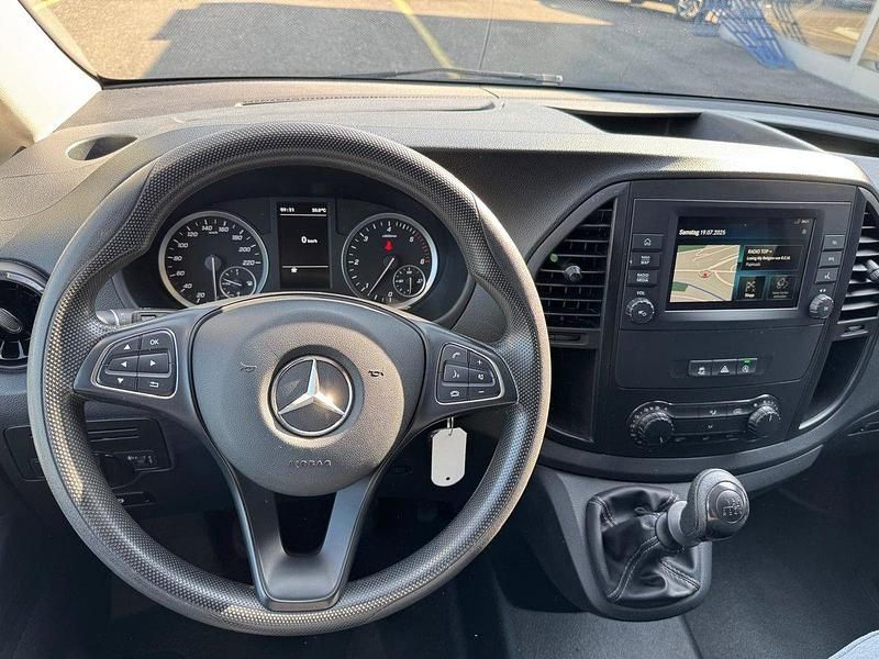 Gebraucht Mercedes Vito 163 PS (119 kW) 2021 Van
