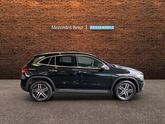 Gebraucht Mercedes GLA250 Progressive 218 PS (160 kW) 2021 Schwarz SUV