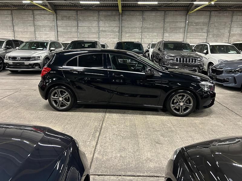 Gebraucht Mercedes A200 Urban 156 PS (114 kW) 2015