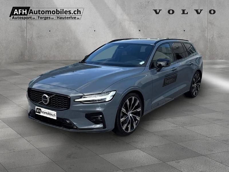 Grau Gebraucht 2024 Volvo V60 Ultimate Kombi | CHF 58’100 - Bild 1/4