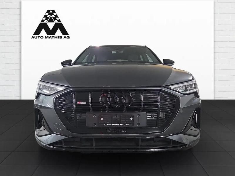 Gebraucht Audi e-tron Black Edition 300 kW (408 PS) 2025 Gray SUV