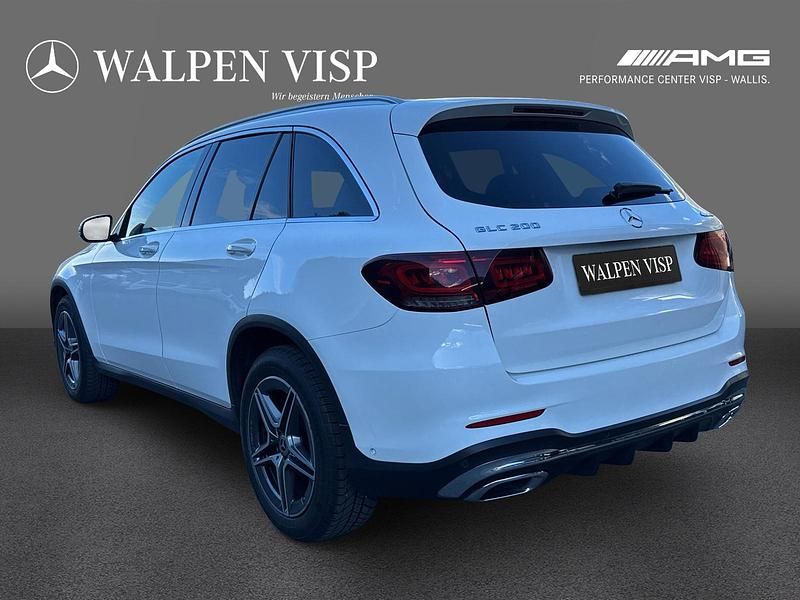 Gebraucht Mercedes GLC200 AMG line 197 PS (144 kW) 2020 SUV