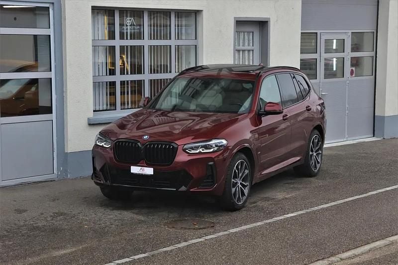 Rot Gebraucht 2025 BMW X3 M Sport SUV | CHF 40’850 (Superpreis) - Bild 1/4