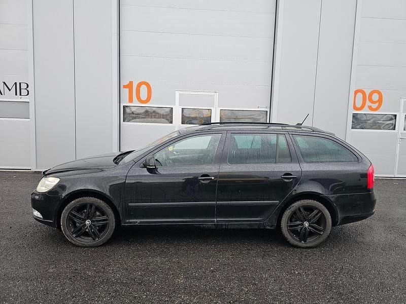 Gebraucht Skoda Octavia Adventure 140 PS (102 kW) 2012 Kombi