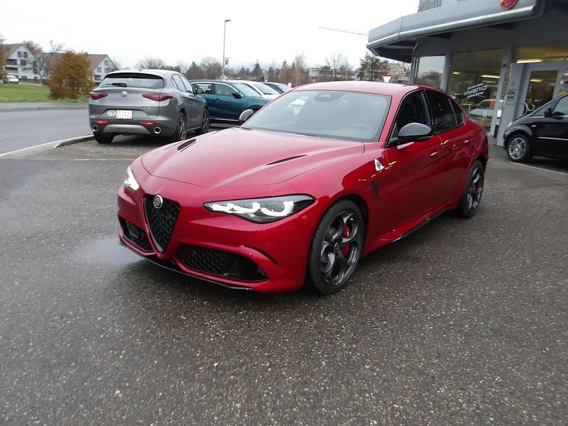 Neu 2025 Alfa Romeo Giulia Quadrifoglio Limousine | CHF 106’650 (Fairer Preis) - Bild 1/4