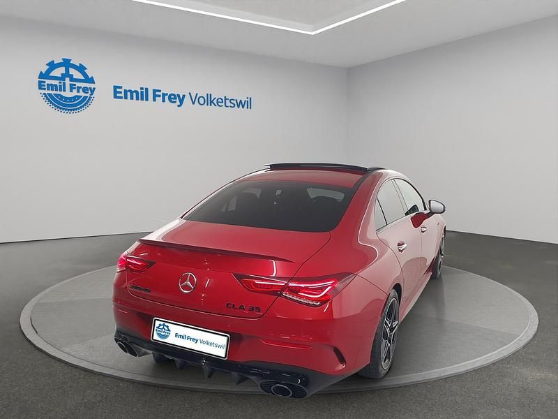 Gebraucht Mercedes CLA35 AMG AMG 306 PS (225 kW) 2022 Rot Limousine