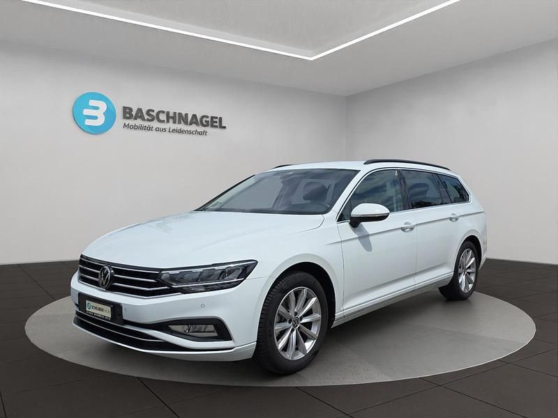Gebraucht VW Passat Business 150 PS (110 kW) 2024 Weiss Kombi