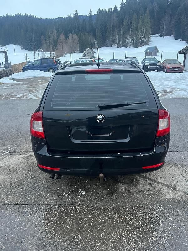 Gebraucht Skoda Octavia LAURIN & KLEMENT 160 PS (117 kW) 2010 Kombi