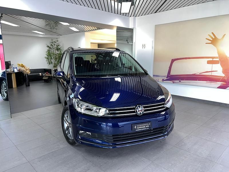 Gebraucht VW Touran Comfortline 150 PS (110 kW) 2025 Van / Kleinbus