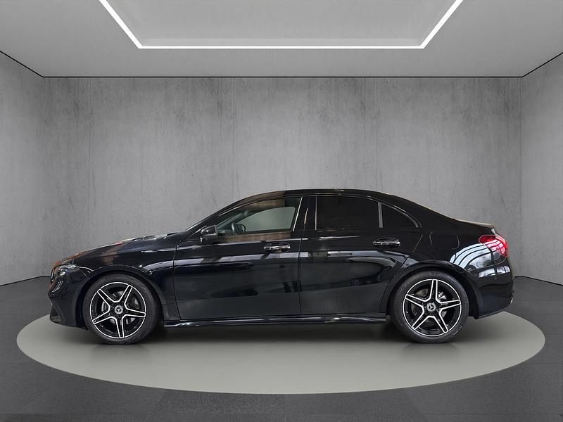 Gebraucht Mercedes A200 AMG line 163 PS (119 kW) 2025
