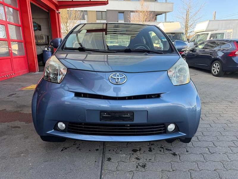 Gebraucht Toyota iQ Sol 68 PS (50 kW) 2010 Kleinwagen