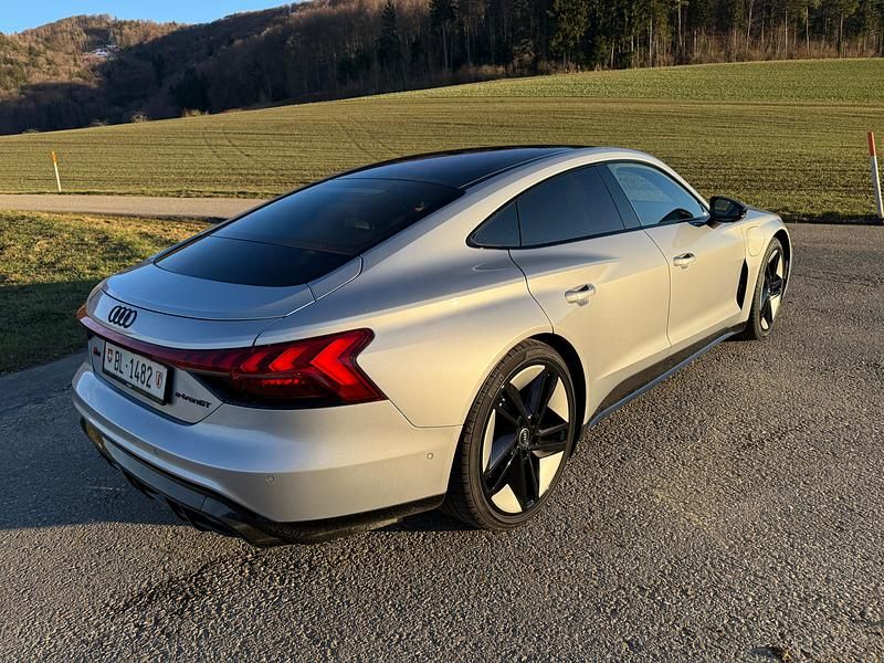 Gebraucht Audi e-tron GT quattro 440 kW (599 PS) 2022 Limousine