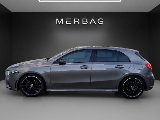 Gebraucht Mercedes A200 AMG line 163 PS (119 kW) 2023 Grau Limousine