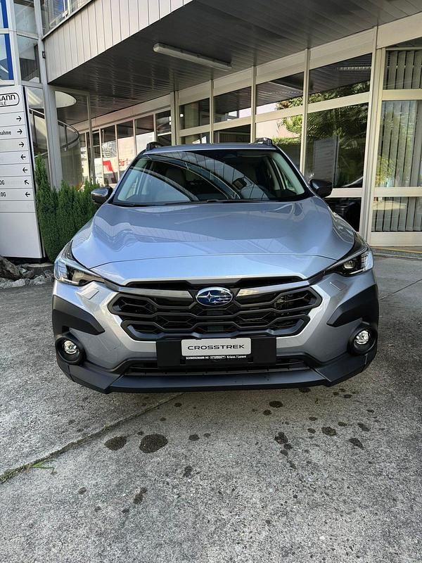 Gebraucht Subaru Crosstrek 136 PS (100 kW) 2024 Silber SUV