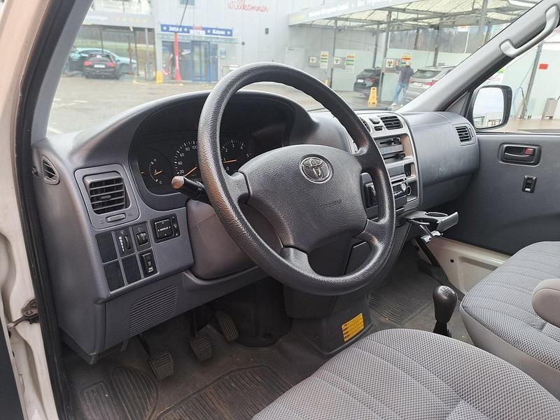 Gebraucht Toyota HiAce 117 PS (86 kW) 2007 Kombi