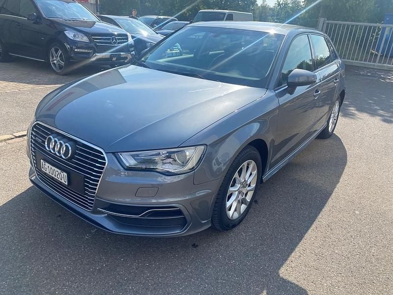 Gebraucht Audi A3 Sportback e-tron Ambition 204 PS (150 kW) 2016 Kleinwagen