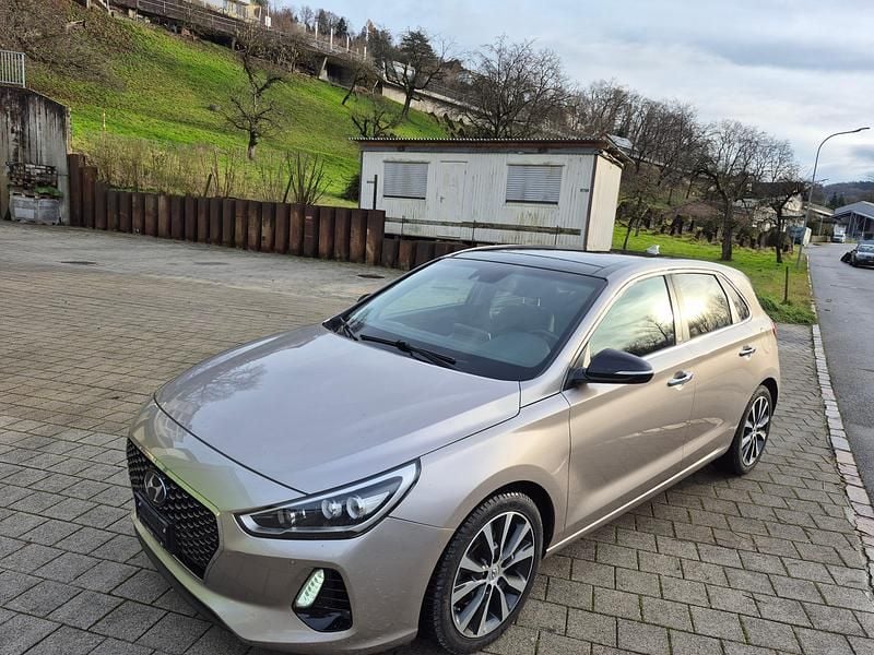 Gebraucht 2018 Hyundai i30 | CHF 9’800 (Teuer) - Bild 1/4