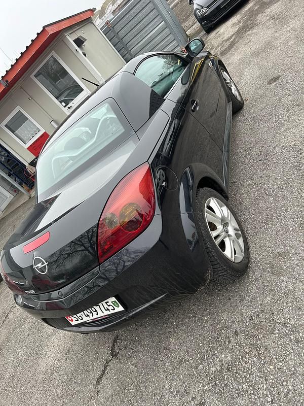 Gebraucht Opel Tigra Sport 90 PS (66 kW) 2006 Cabrio
