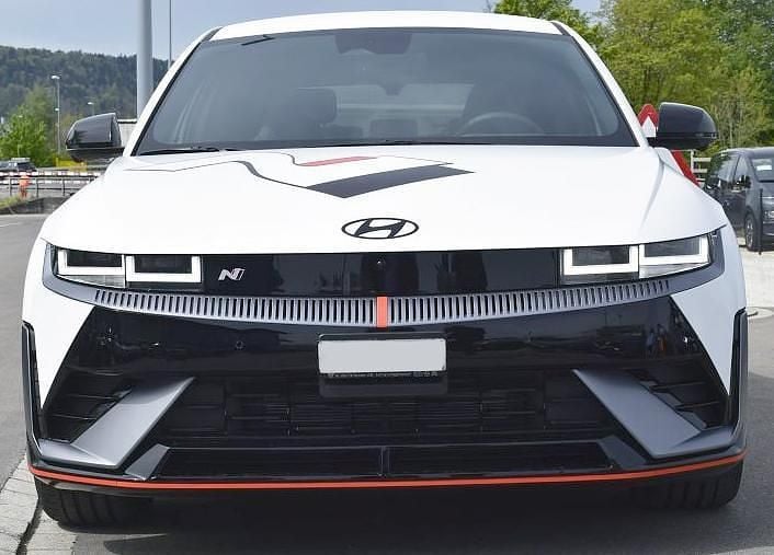 Weiss Gebraucht 2024 Hyundai Ioniq 6 Limousine | CHF 65’850 - Bild 1/4