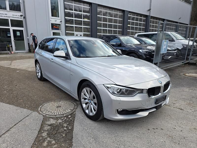 Gebraucht BMW 328 Luxury Line 245 PS (180 kW) 2013 Kombi