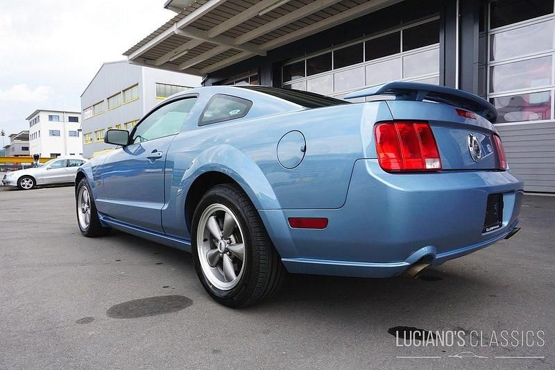 Gebraucht Ford Mustang GT 305 PS (224 kW) 2005 Coupé