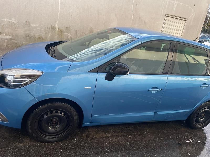 Gebraucht Renault Scénic III Dynamique 140 PS (102 kW) 2013