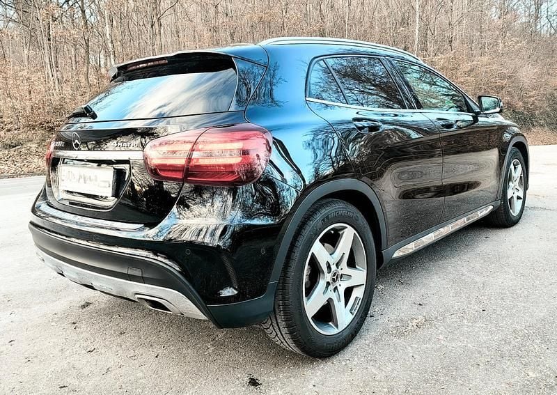 Gebraucht Mercedes GLA200 AMG line 136 PS (100 kW) 2018 SUV