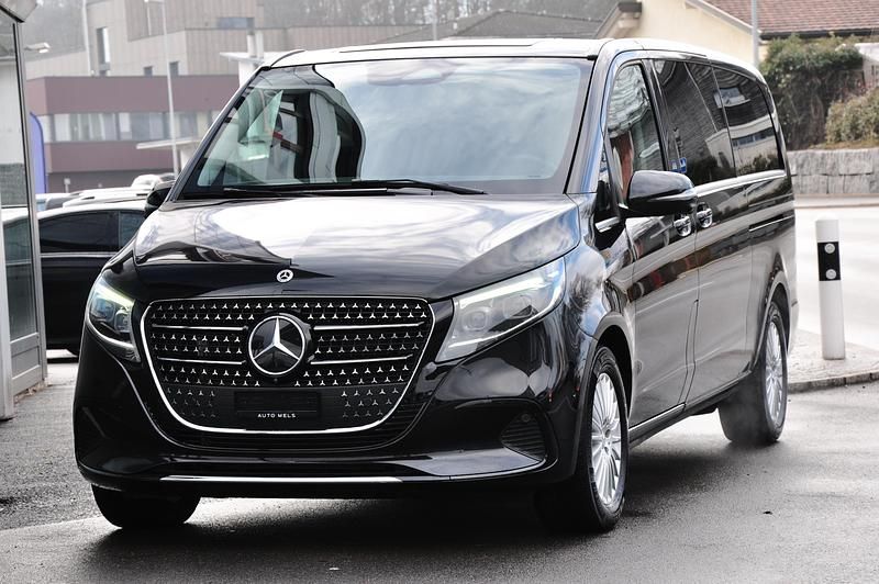 Gebraucht Mercedes V300 Avantgarde 239 PS (175 kW) 2024 Van / Kleinbus
